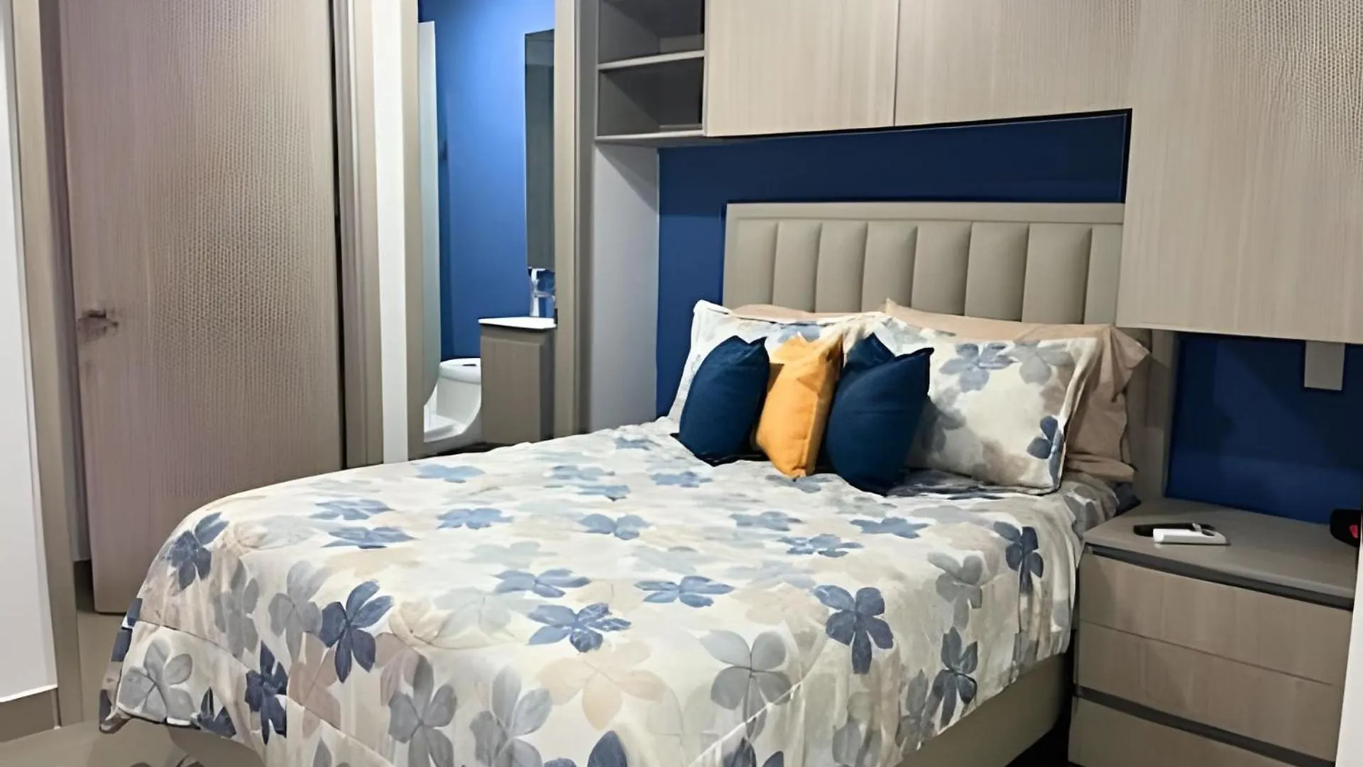 Charming Loft Near The Beach Cartagena Colombia